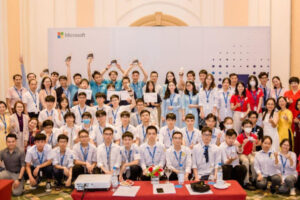 Imagine Cup 2004: Sân Chơi Để Khám Phá Sáng Tạo